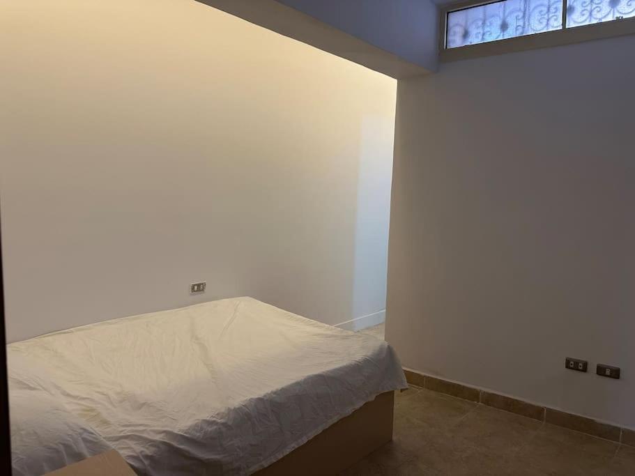 2B Apartment with Private garden