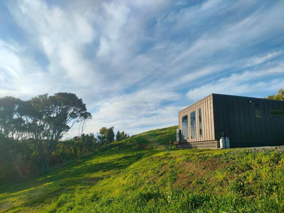 Hotel Ngahere Views - Rural Cabin 5 Min Drive To Raglan Township