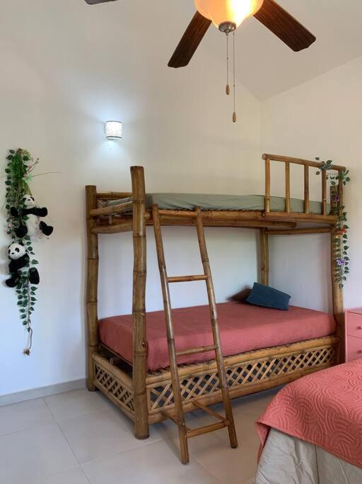 Villa en boca chica