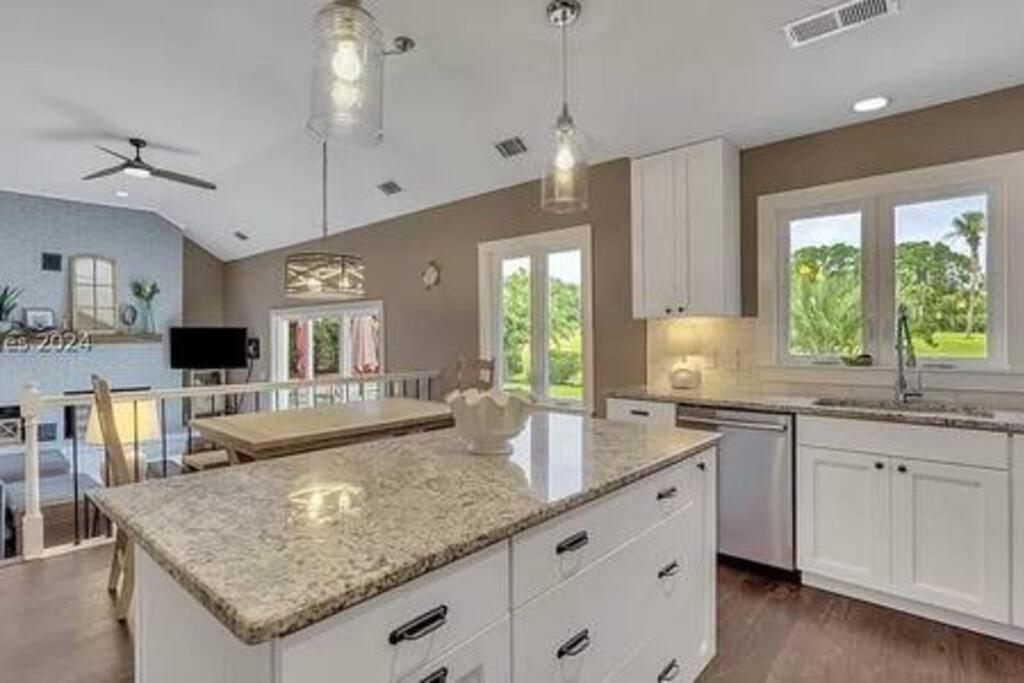 The Retreat at 56 - Beach Oasis in Palmetto Dunes view 5