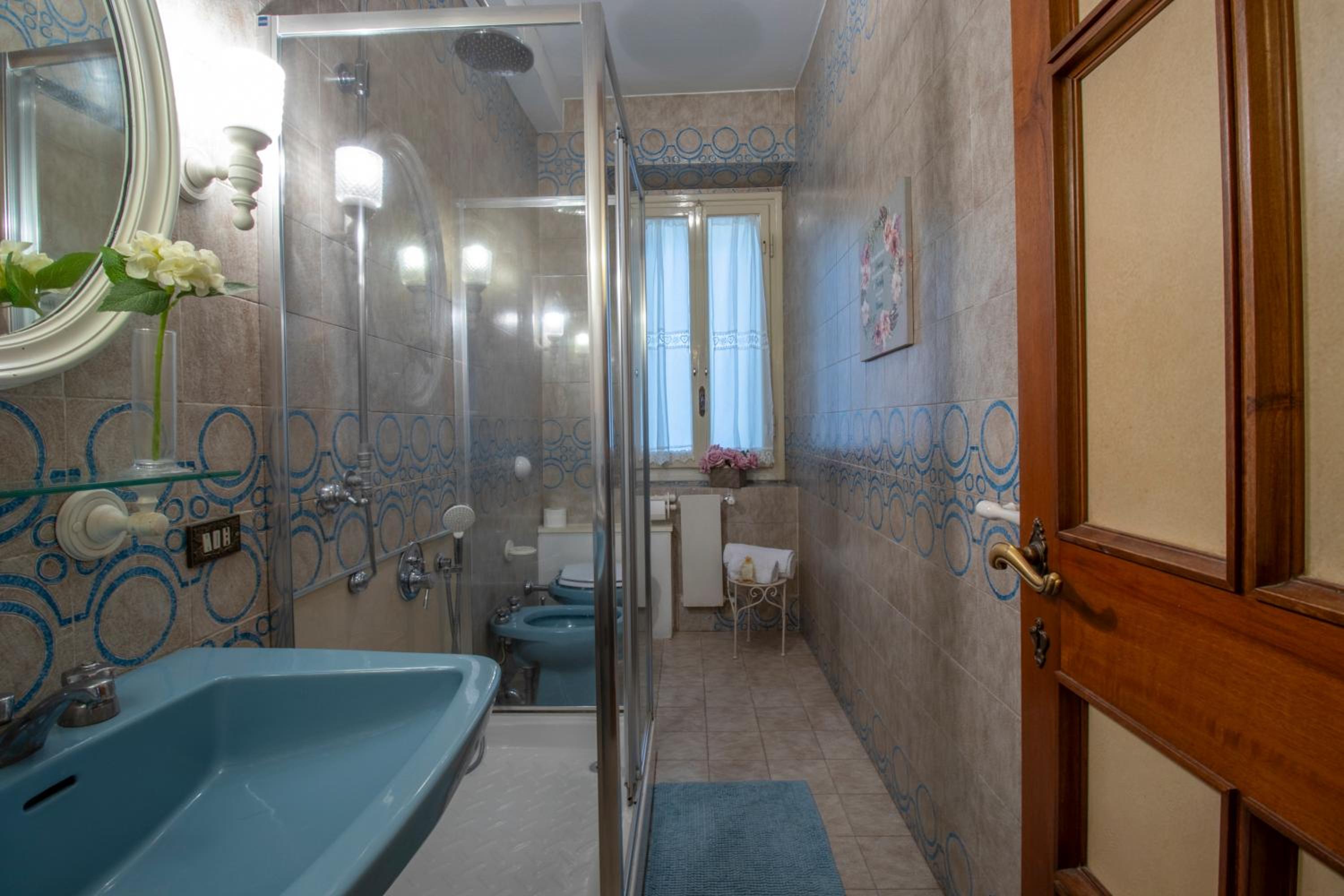 Villa Lia - Apartment in Villa with private garden and Pool
