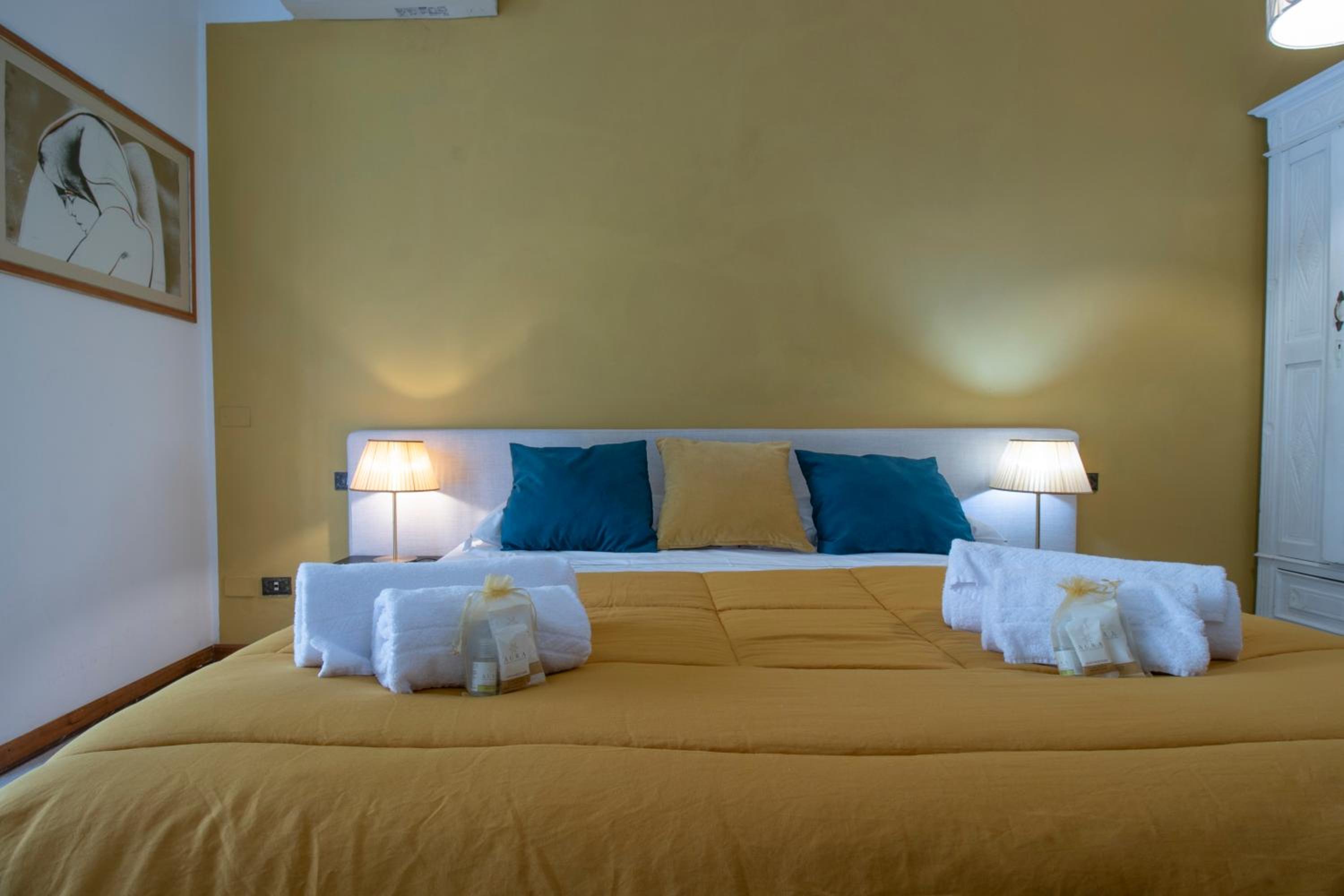 Villa Lia - Apartment in Villa with private garden and Pool