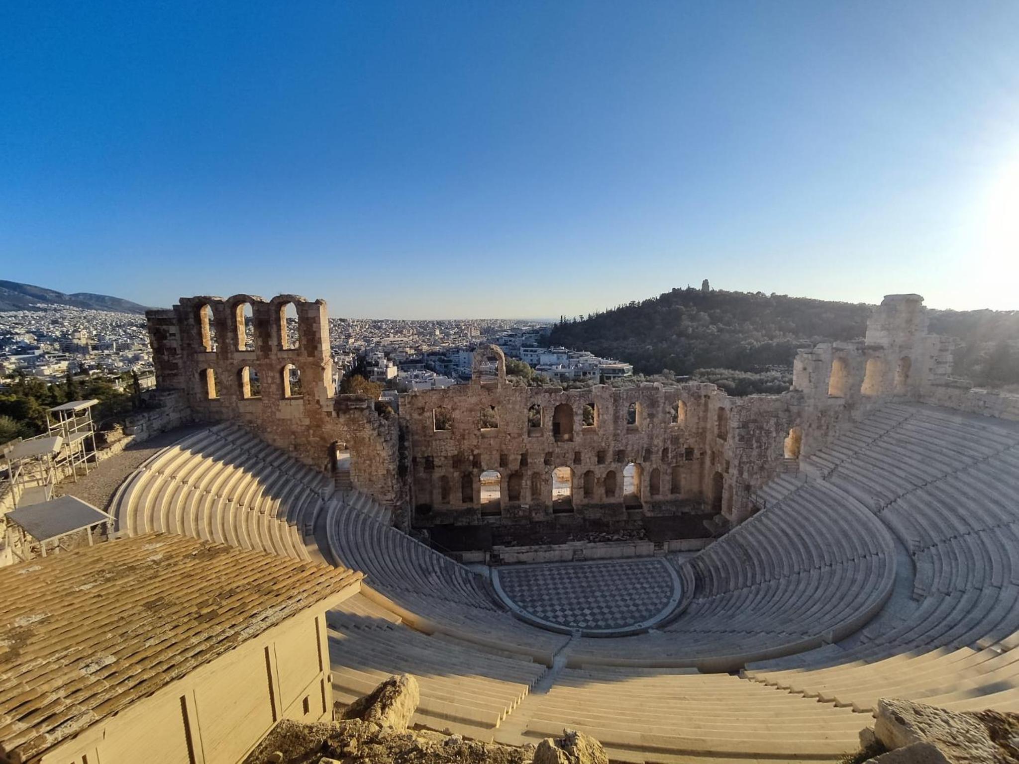 Apeiron Acropolis Suites