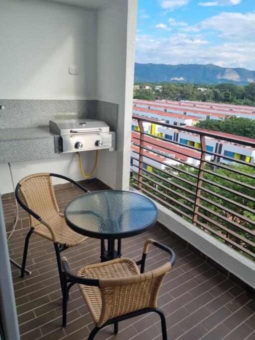 Ricaurte- Apartamento con gran vista, 7th piso