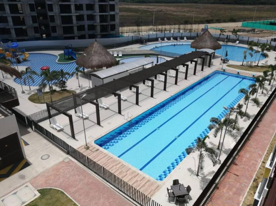 Ricaurte- Apartamento con gran vista, 7th piso