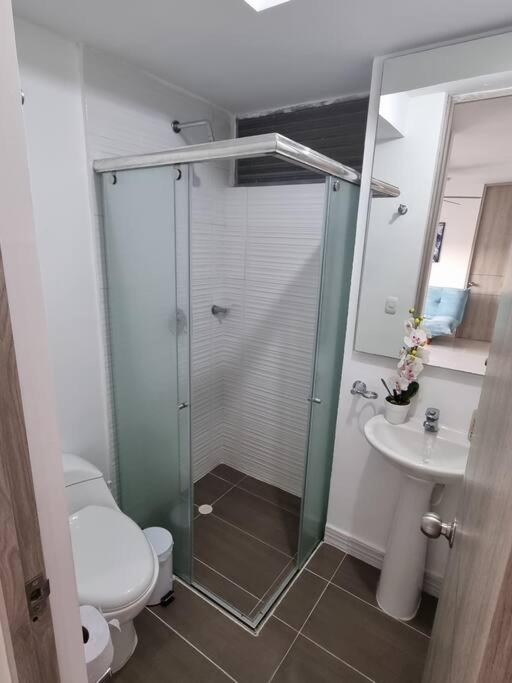 Ricaurte- Apartamento con gran vista, 7th piso