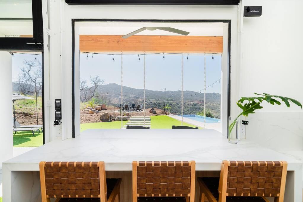 Vista Valley Hideaway