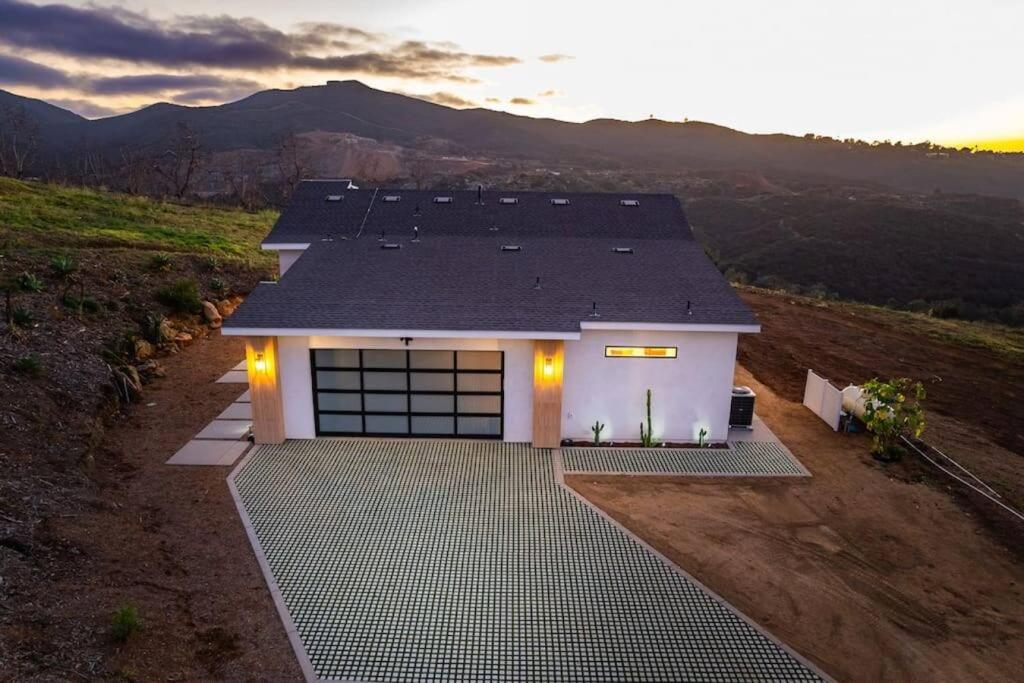 Vista Valley Hideaway