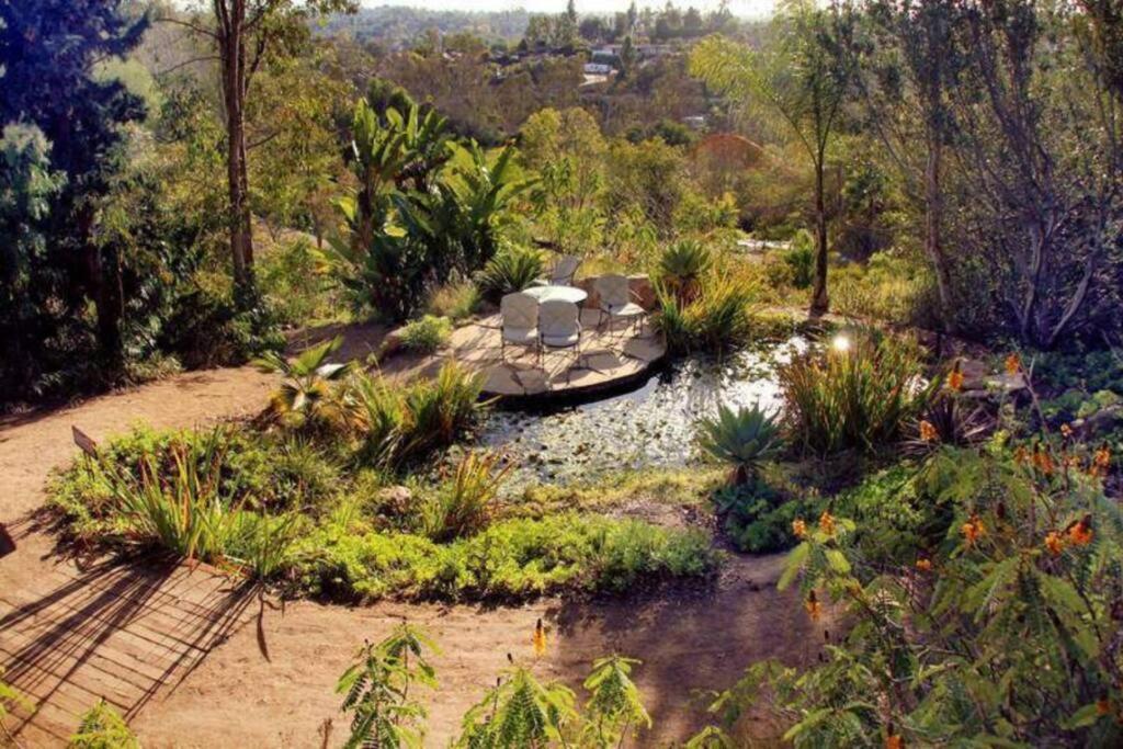 Vista Valley Hideaway