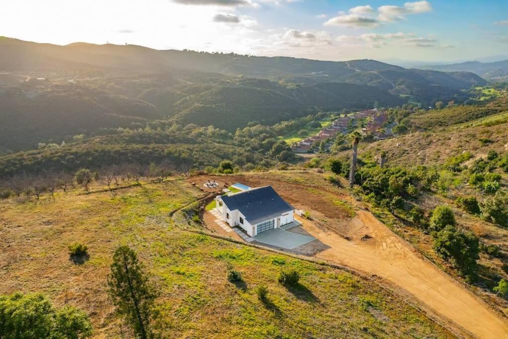 Vista Valley Hideaway