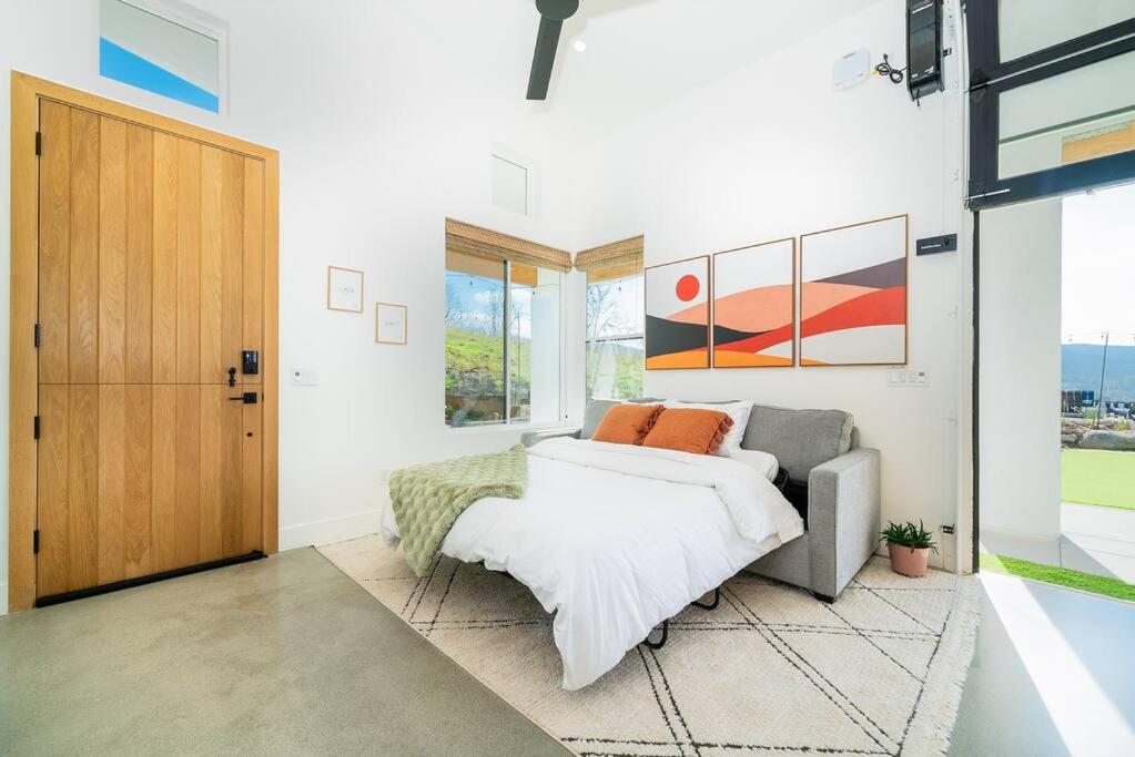 Vista Valley Hideaway