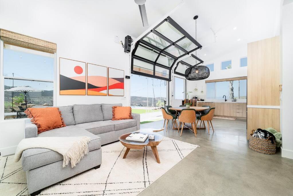 Vista Valley Hideaway