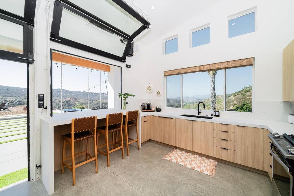 Vista Valley Hideaway