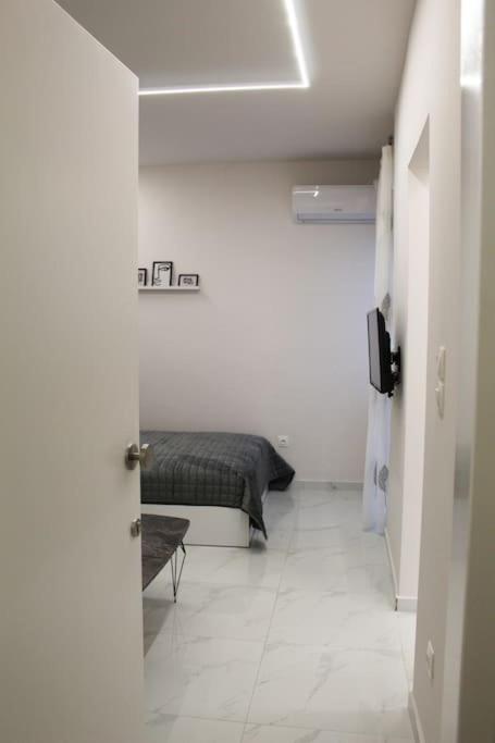 Urban Cozy Nest - One Piece view 3