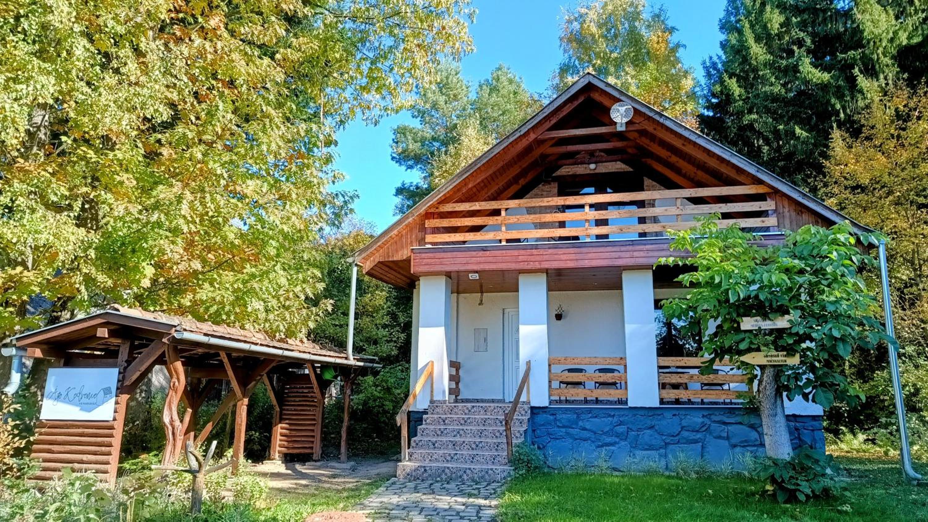 Ágó Kedvence Vendégház view 3