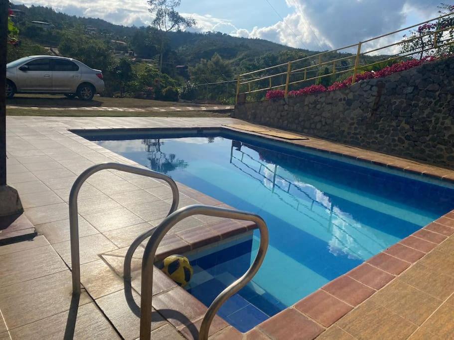 Casa rural con piscina Villa Irene