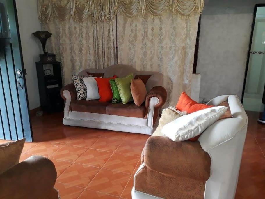 Casa rural con piscina Villa Irene