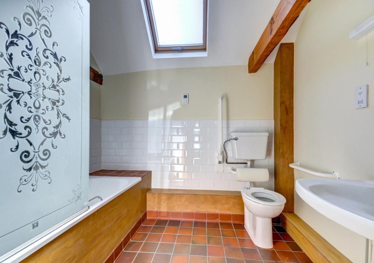 Pond Cottage