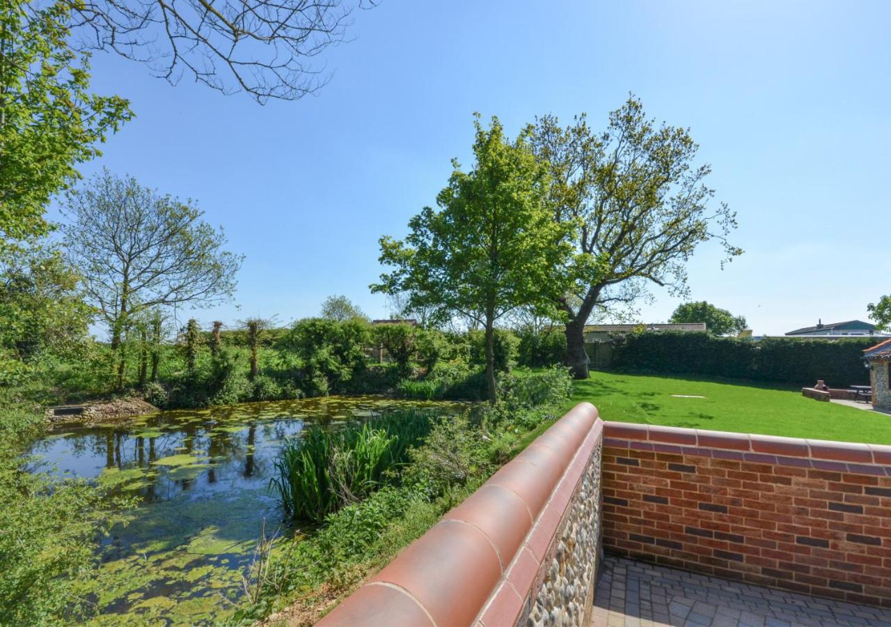 Pond Cottage