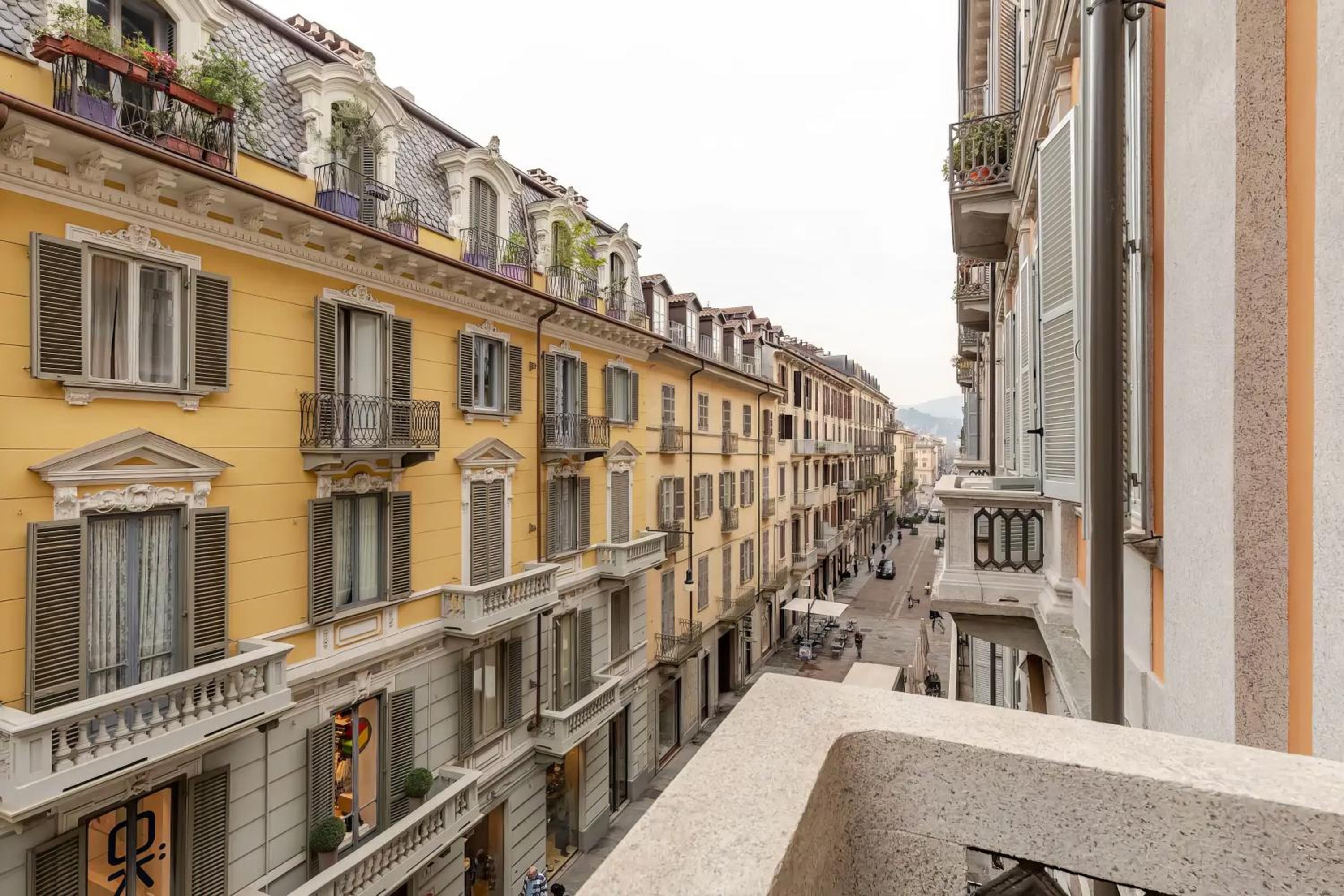 Appartamento nel cuore di Torino view 3