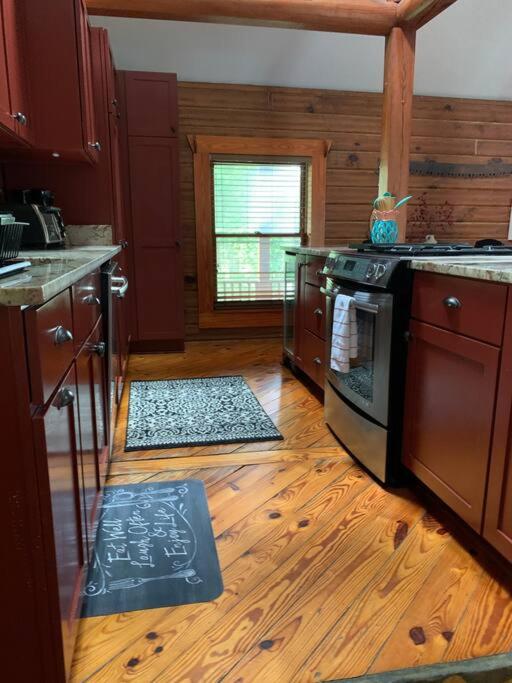 Southern Charmed Cozy Log Cabin view 2