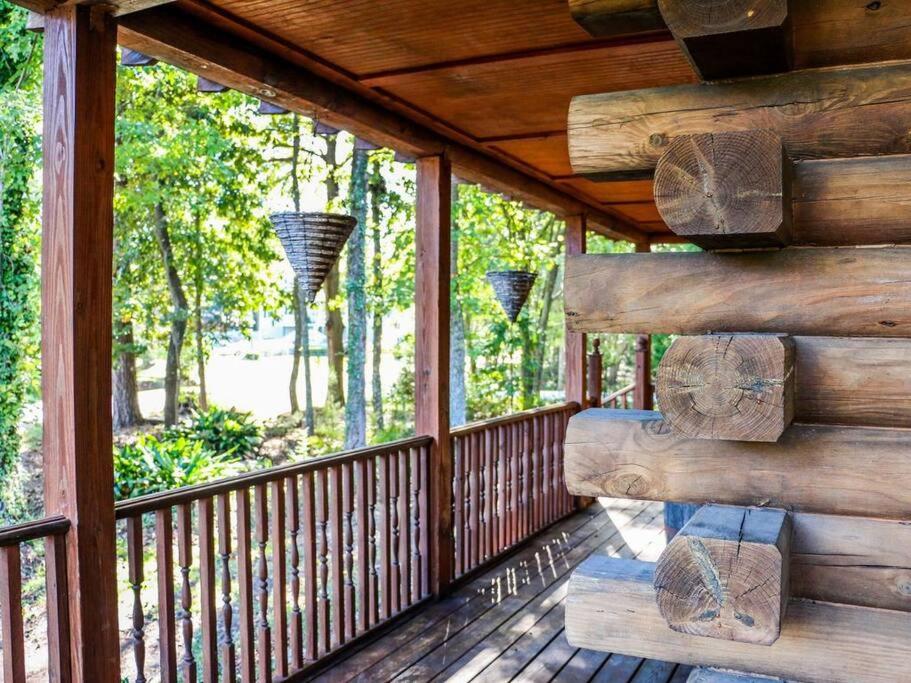 Southern Charmed Cozy Log Cabin view 3