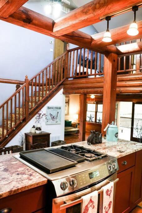 Southern Charmed Cozy Log Cabin view 4