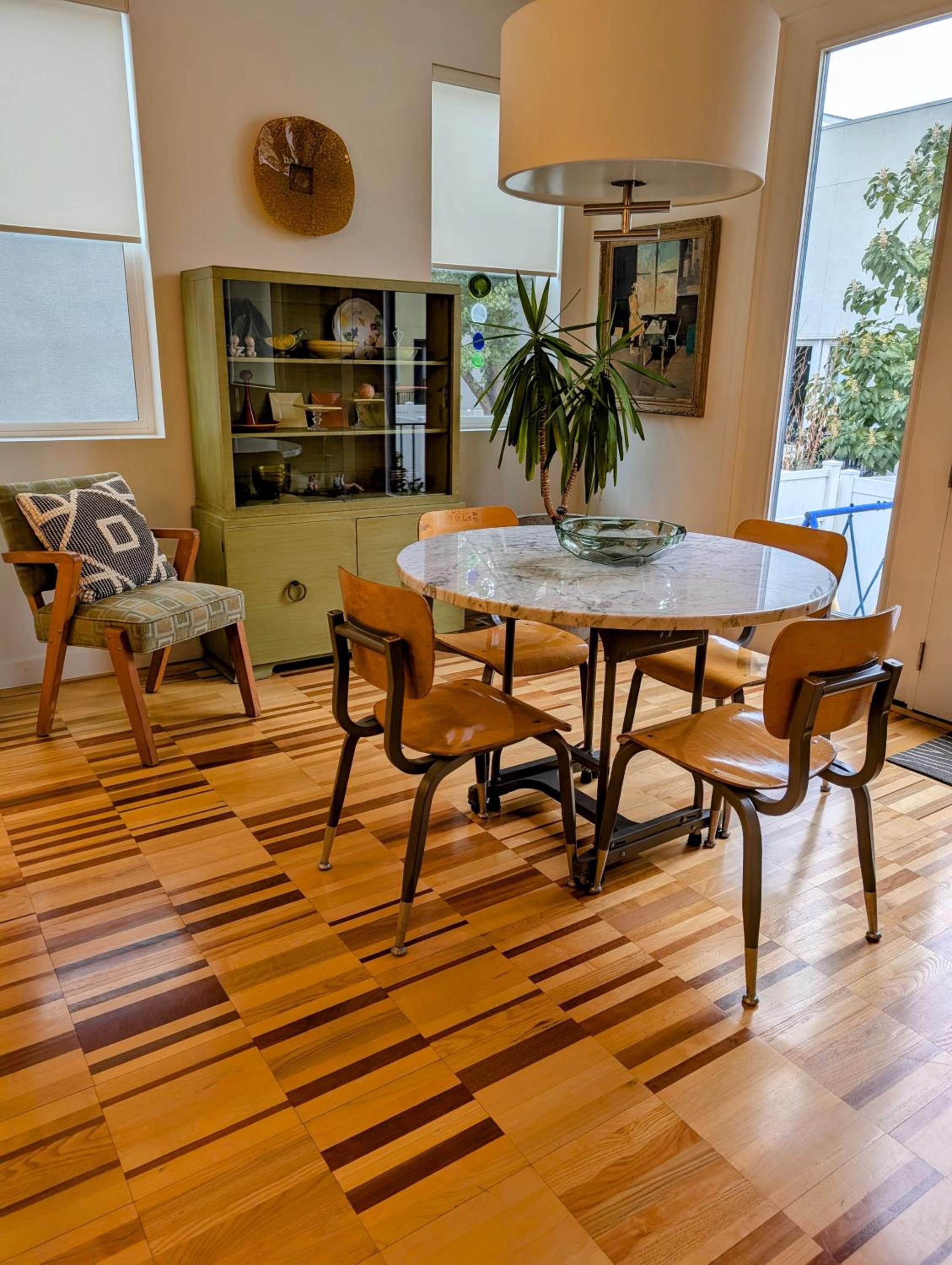Central location close to Downtown and Mountain Views view 2