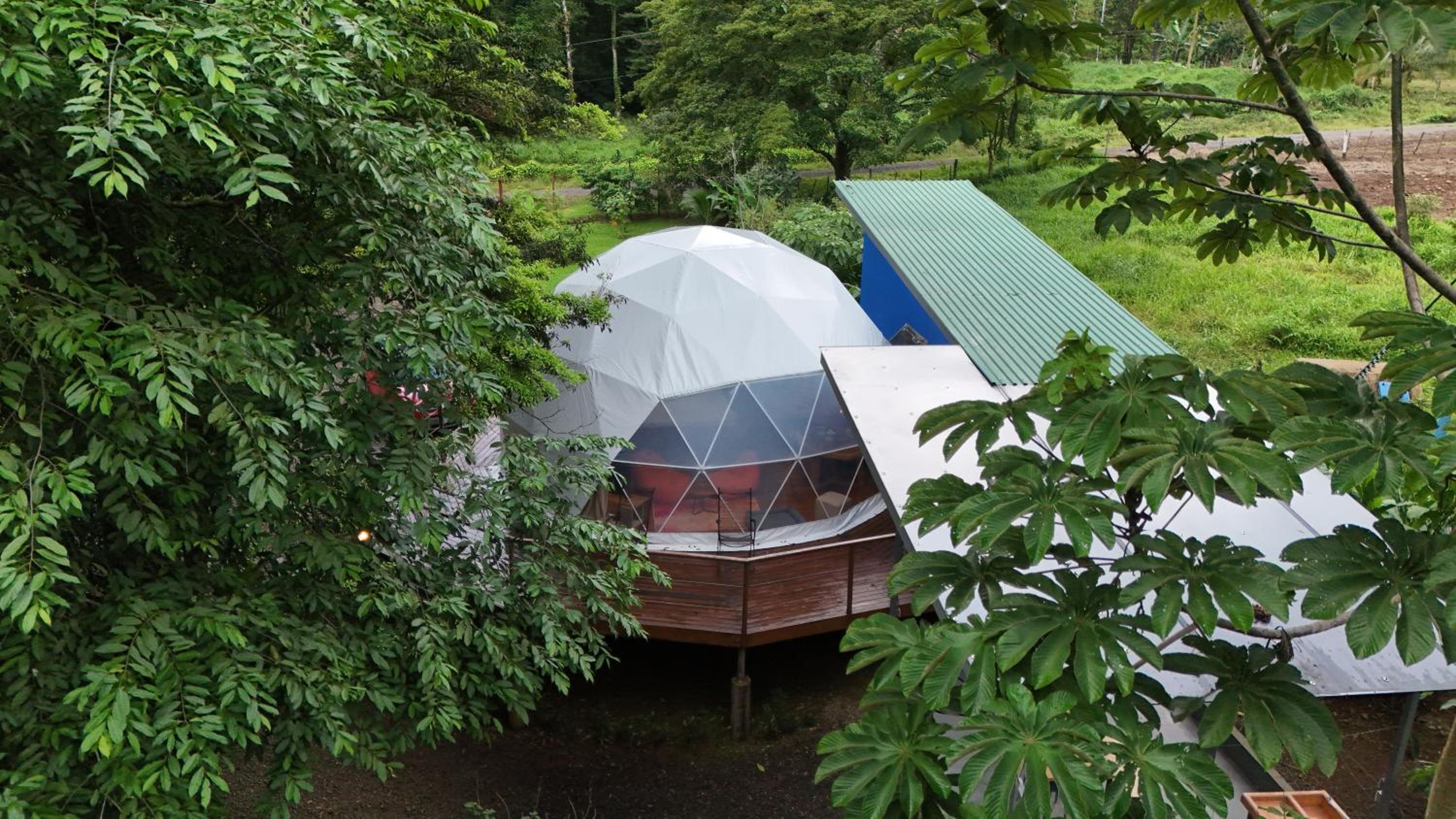 Bitzu Dome-Bijagua Riverside Glamping