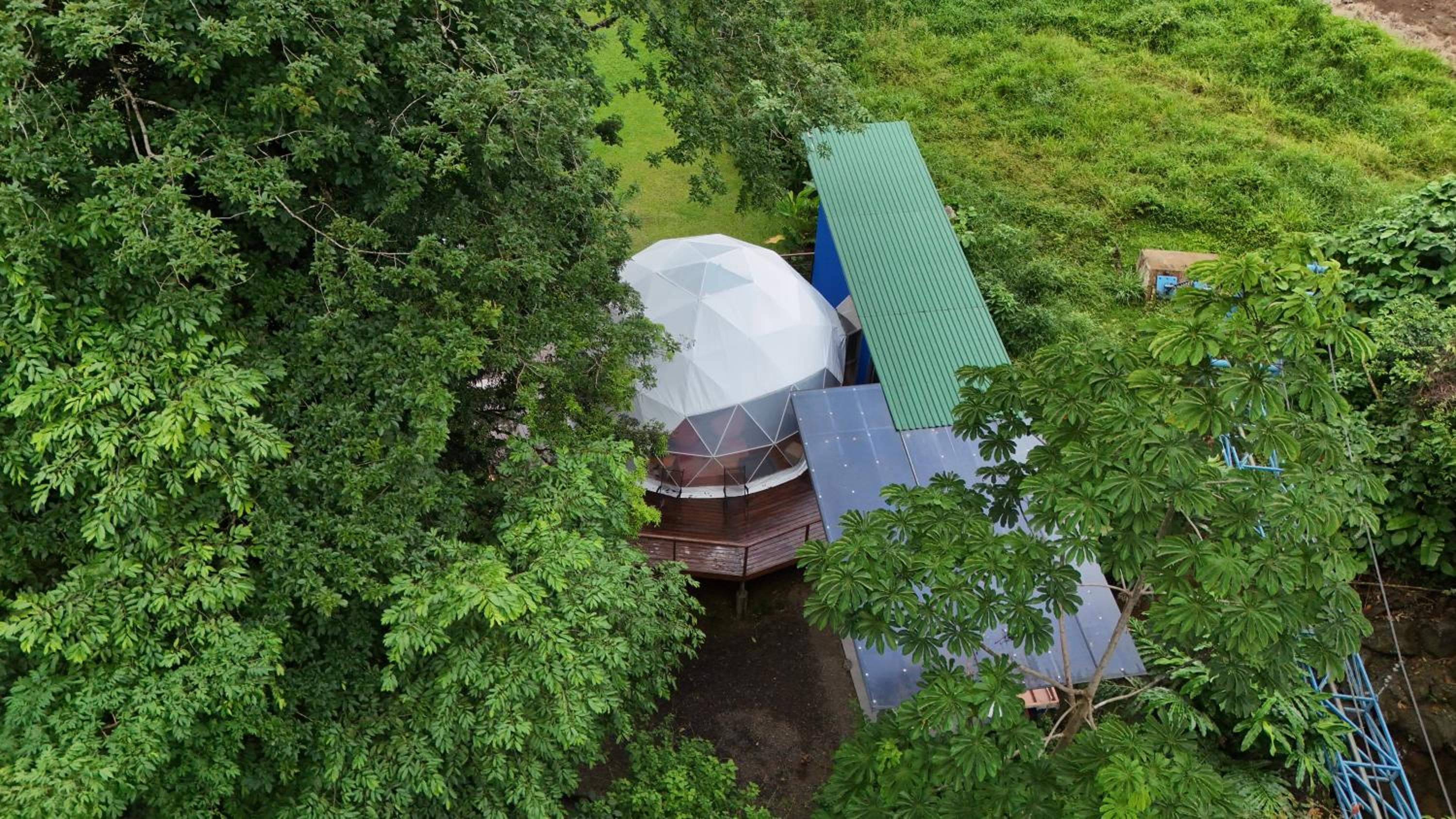 Bitzu Dome-Bijagua Riverside Glamping