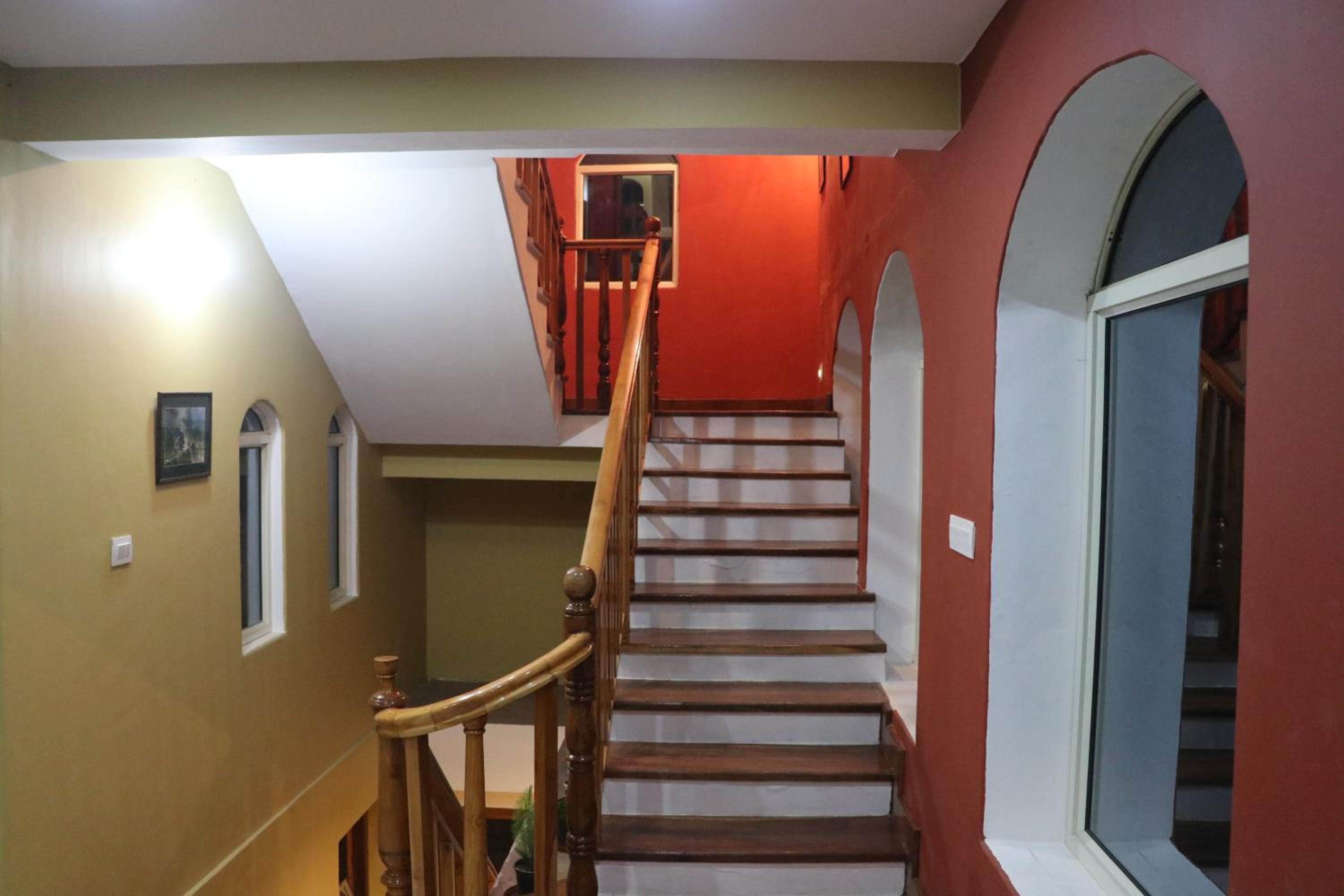Naldehra House