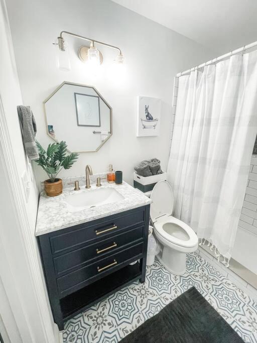 Southern Charmed Cozy Farmhouse Bungalow
