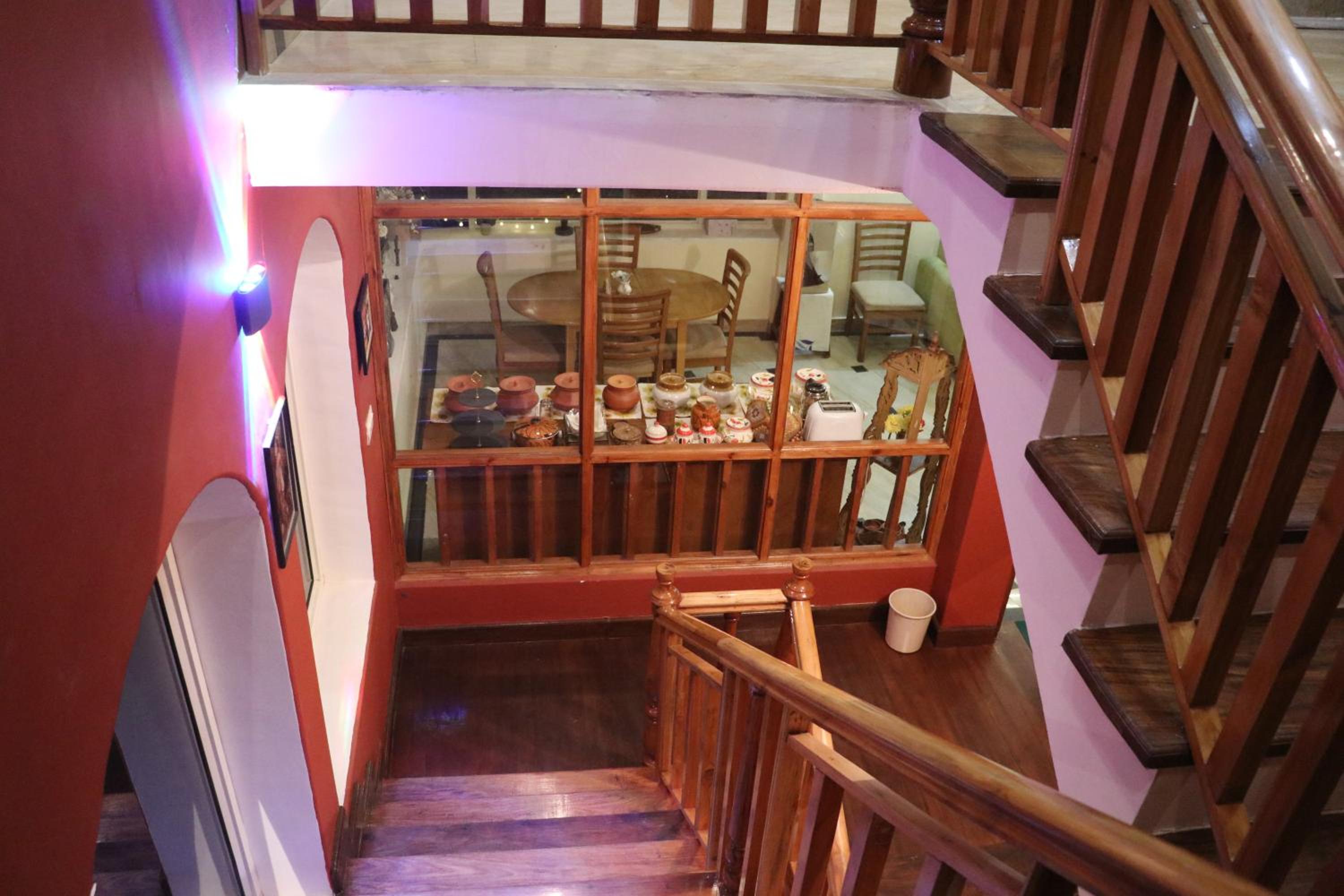 Naldehra House