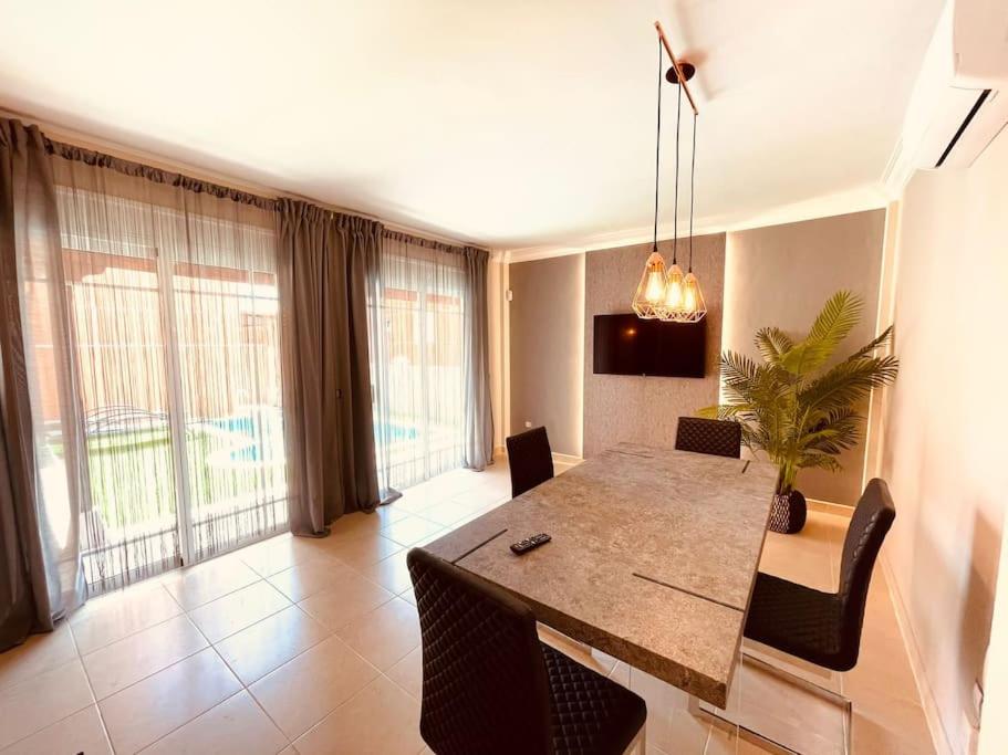 Sunny Island Villa N 6 in Los Cristianos, Tenerife view 4