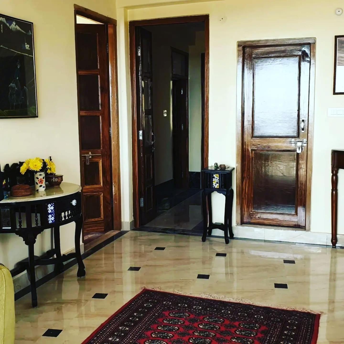 Naldehra House