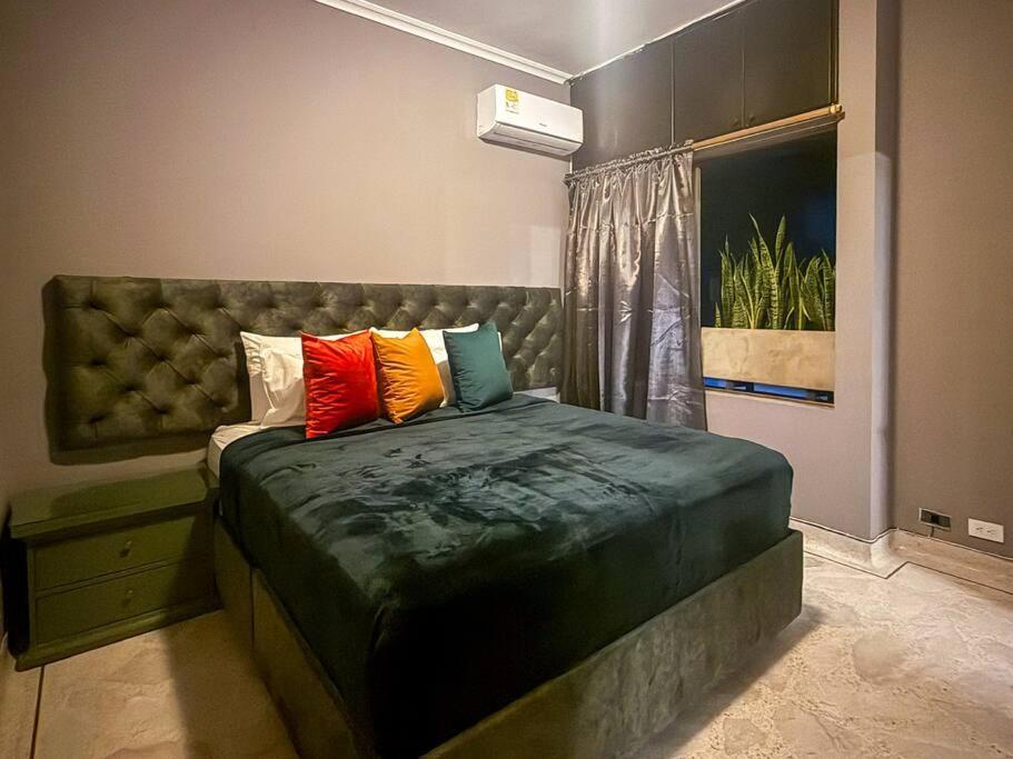 Apartamento Tropical Gótico