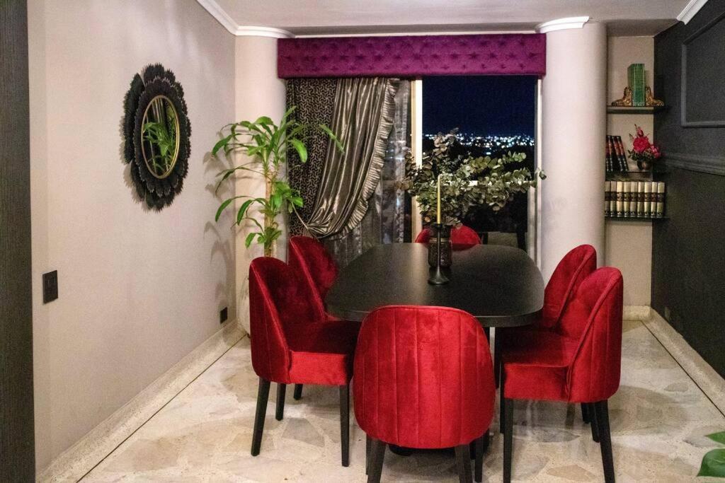 Apartamento Tropical Gótico