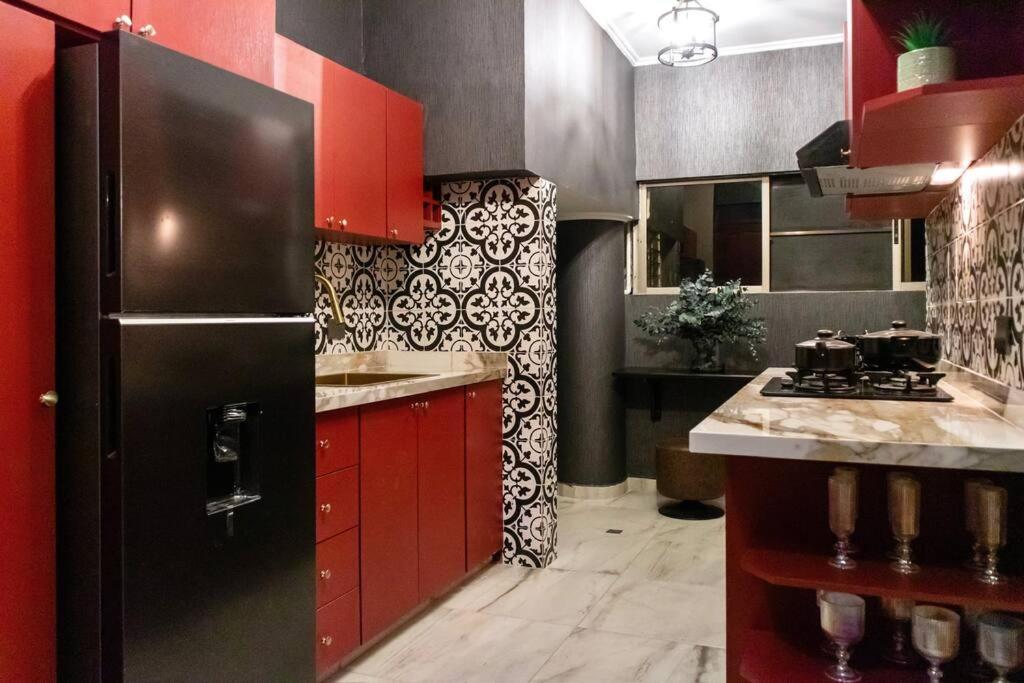 Apartamento Tropical Gótico