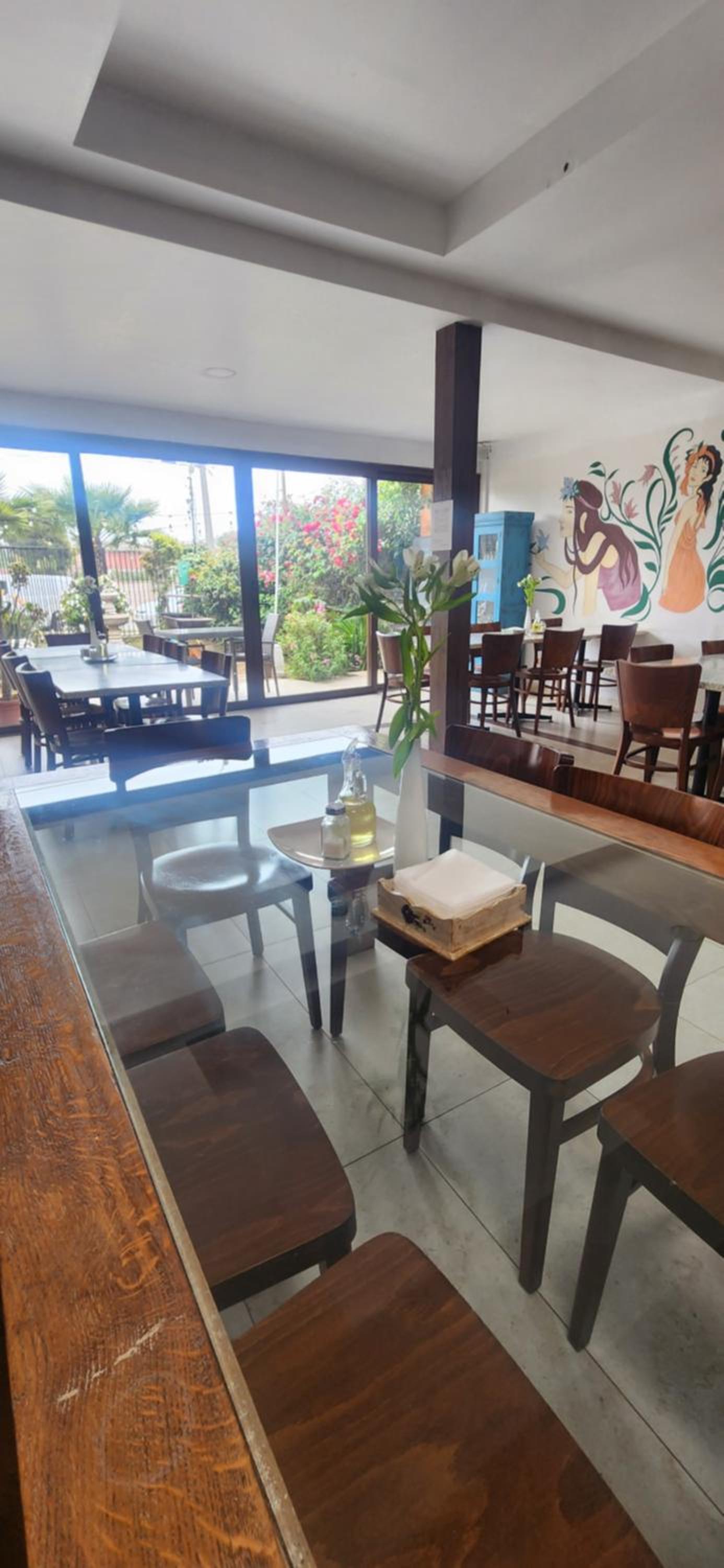HOSTAL LA MODERNA