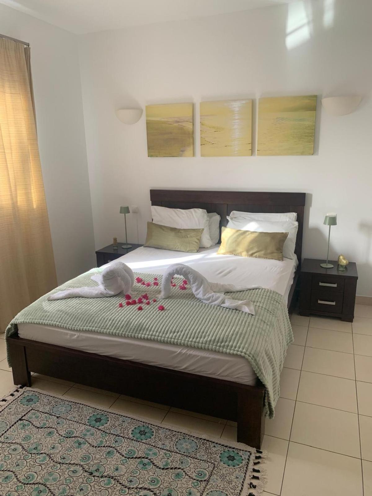 Cozy Apartment in Hotel Complex