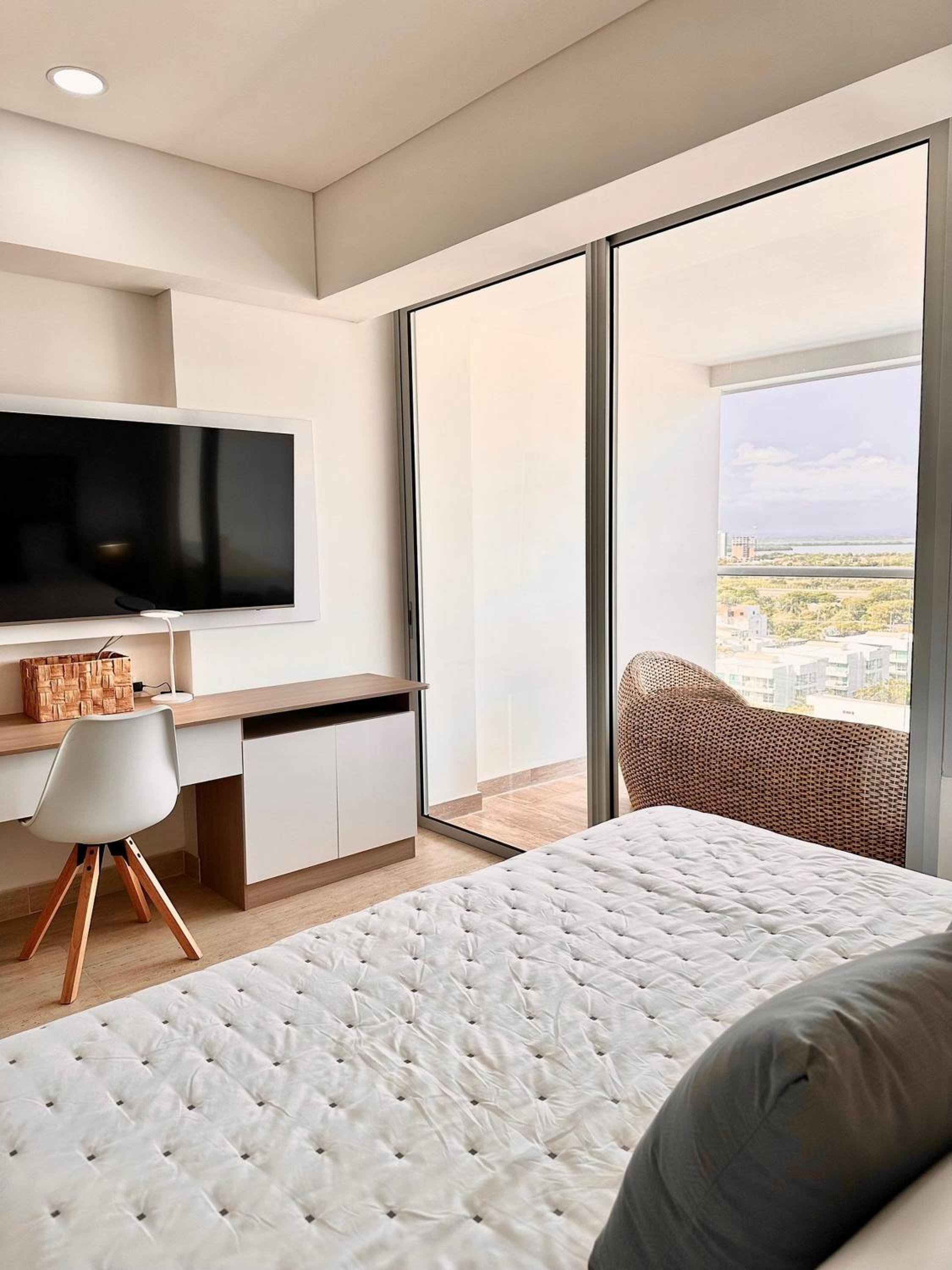 Estilo caribeño con vista al aeropuerto y cerca del mar CB1333
