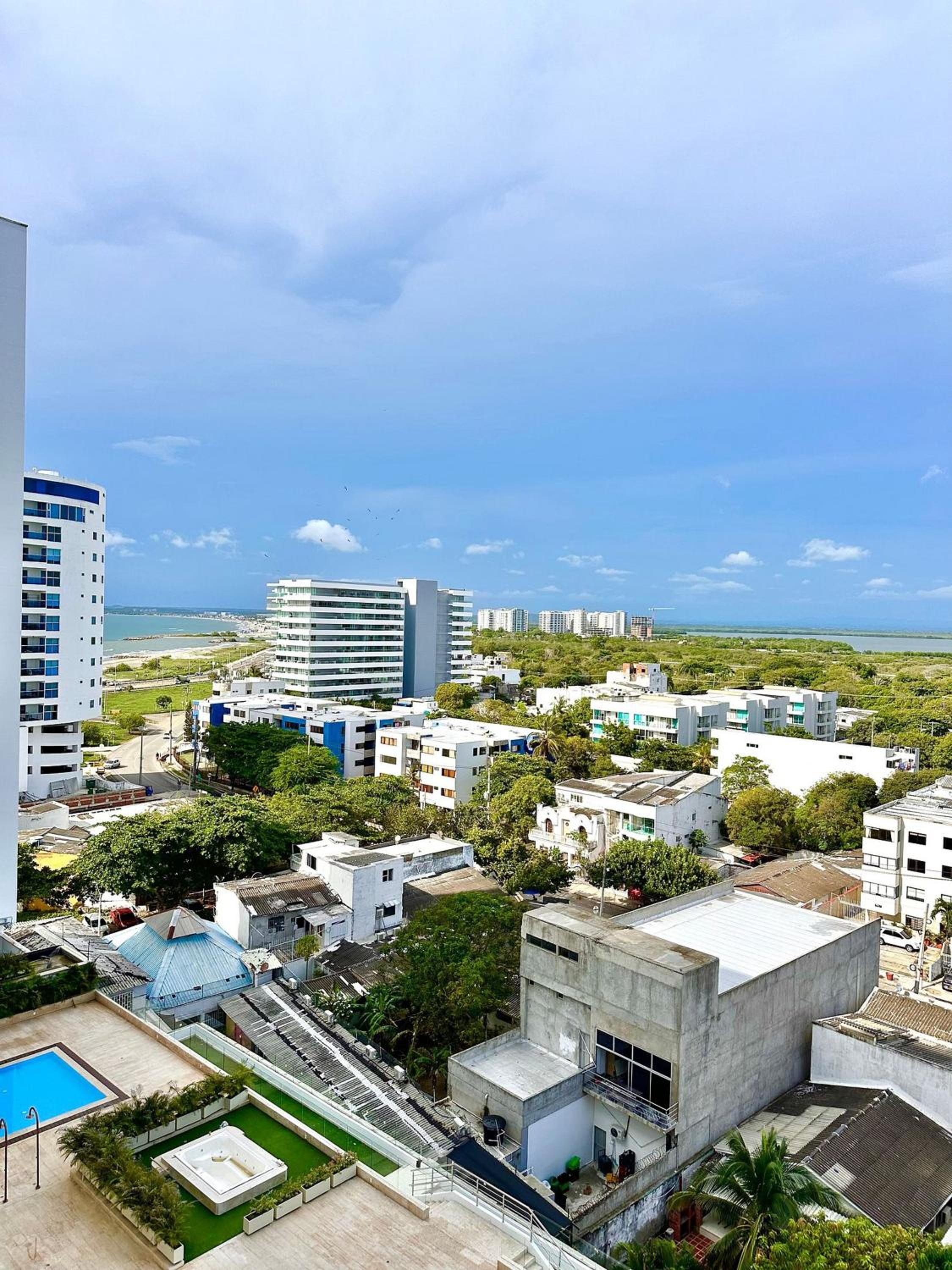 Estilo caribeño con vista al aeropuerto y cerca del mar CB1333