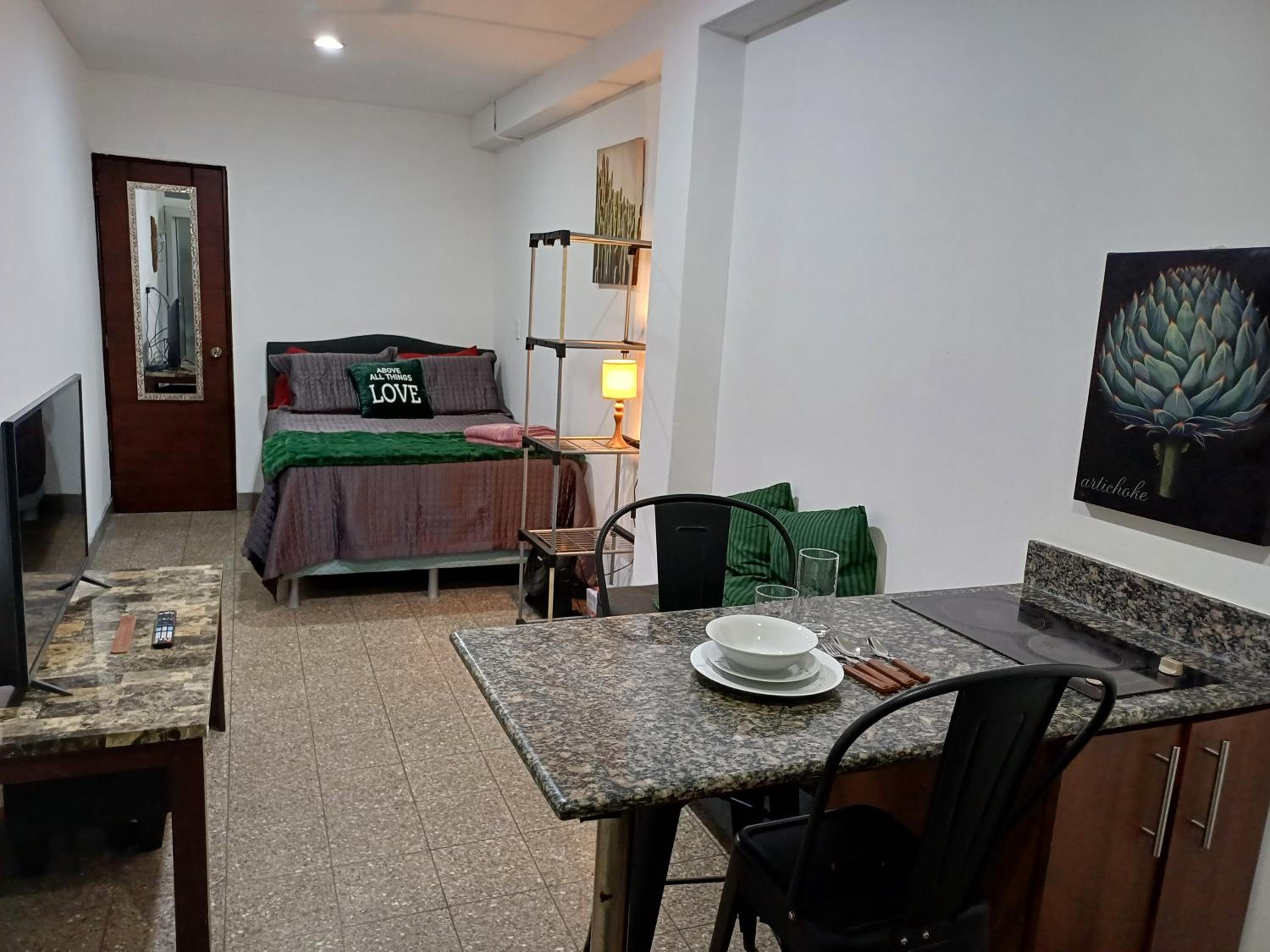 Casita del Quetzal