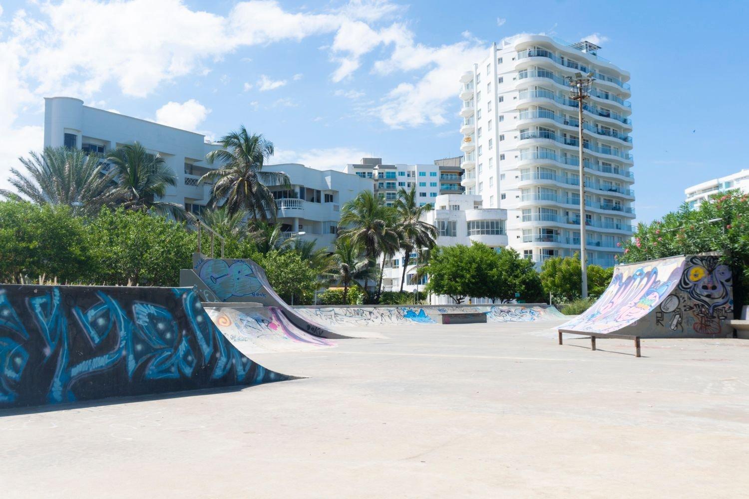Estilo caribeño con vista al aeropuerto y cerca del mar CB1333