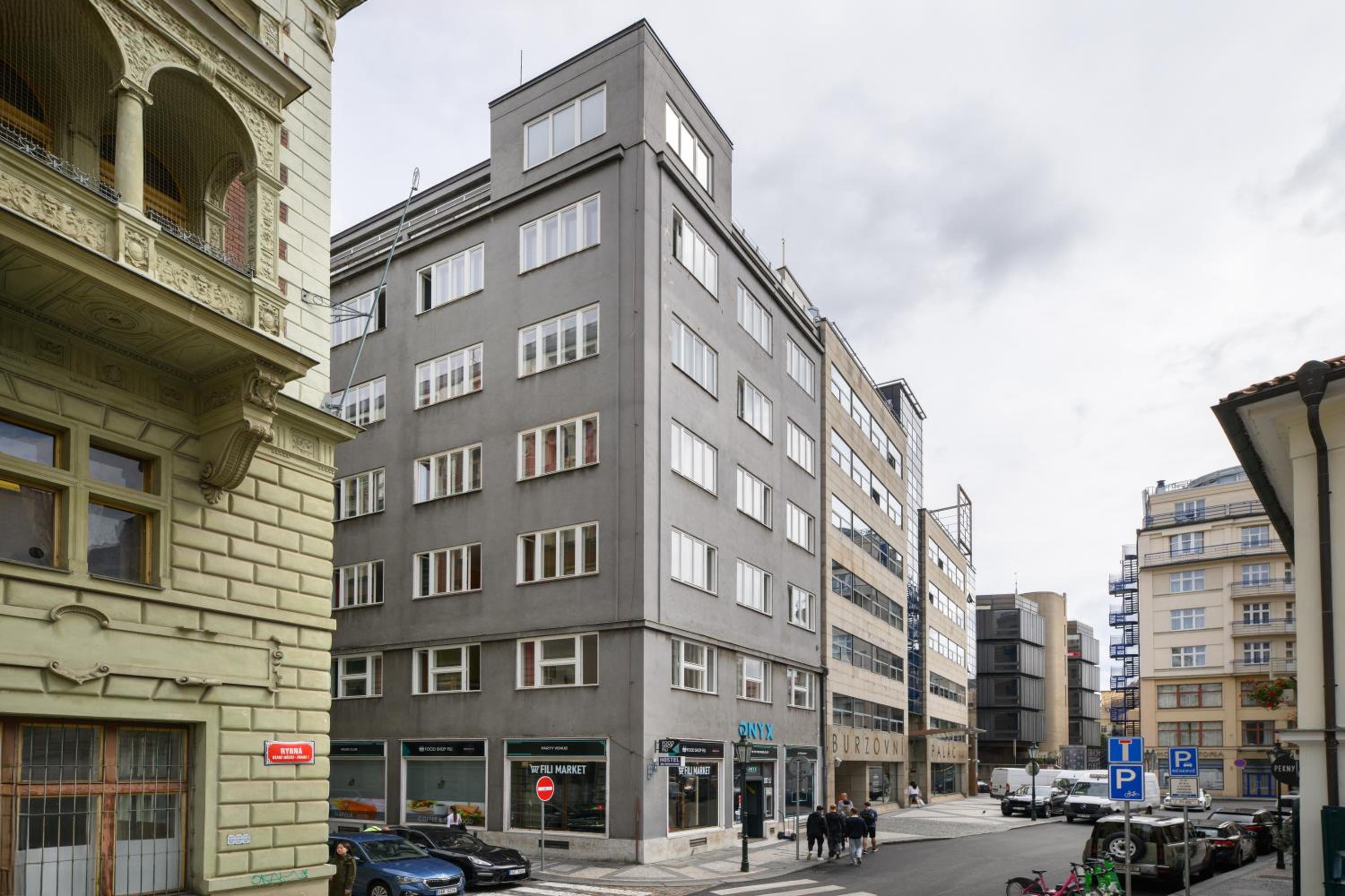 Benedikt City Center Hostel