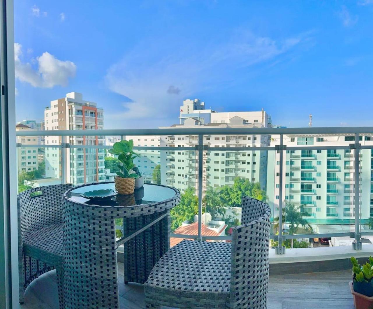 Stylish Centric Apt great View