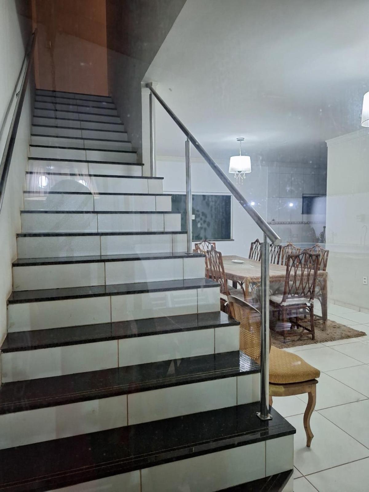 Linda Casa com Piscina px Praia