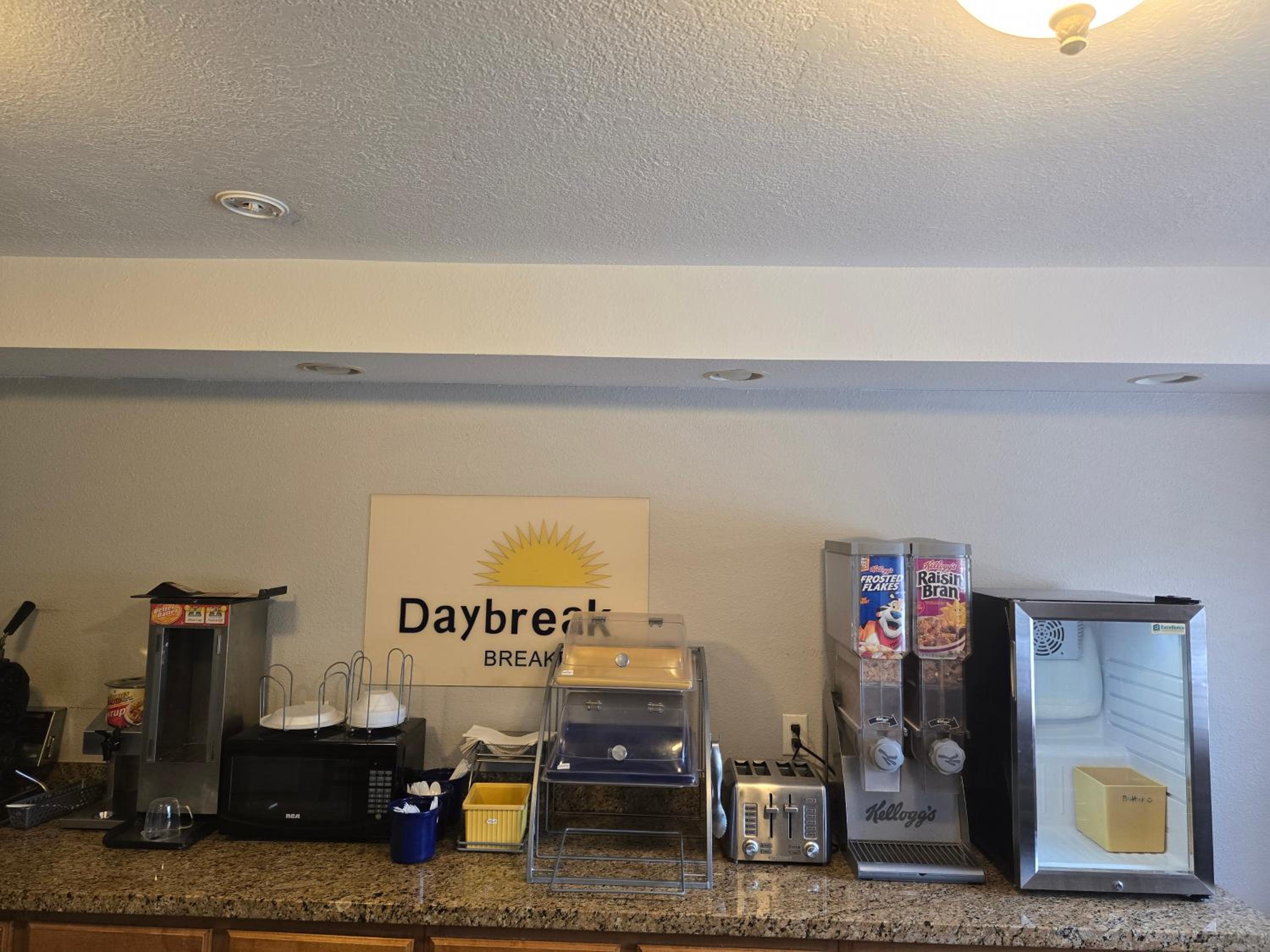 Antelope Inn  Suites - Property Image 33