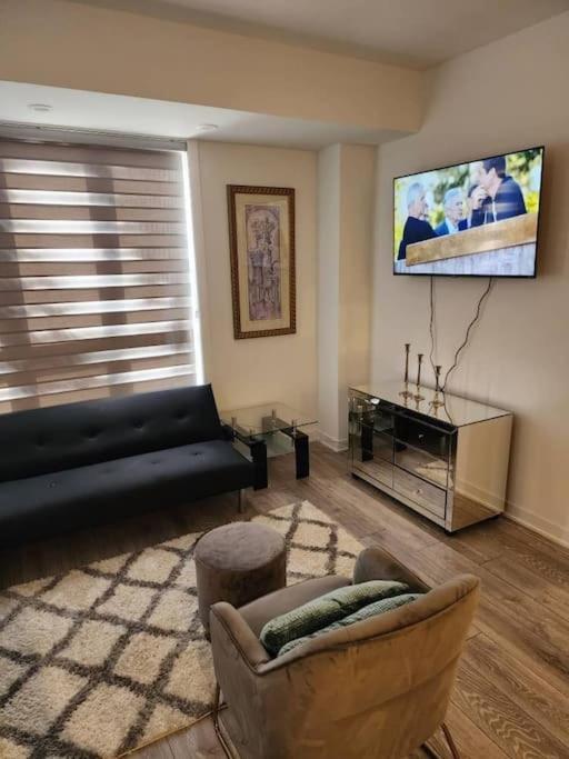 Luxury, Cozy, & Modern Living