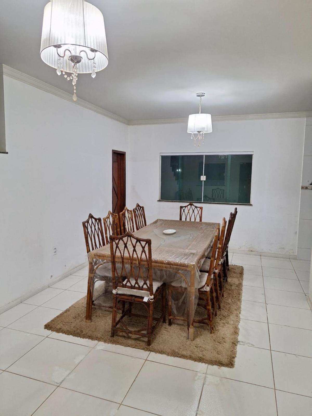 Linda Casa com Piscina px Praia